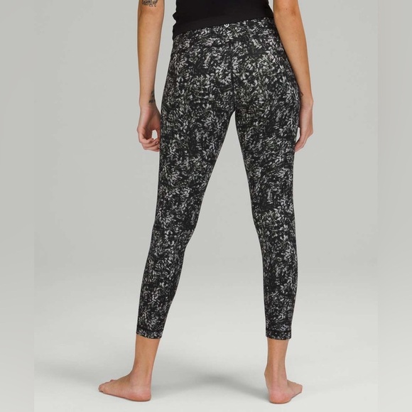Lululemon Wunder Under High-Rise Tight 25" Blossom Overlay Starlight Multi Color - Picture 7 of 12